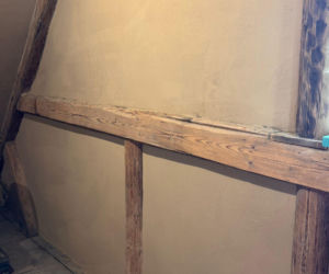 Płyty gliniano-konopne w zabudowie wnętrz