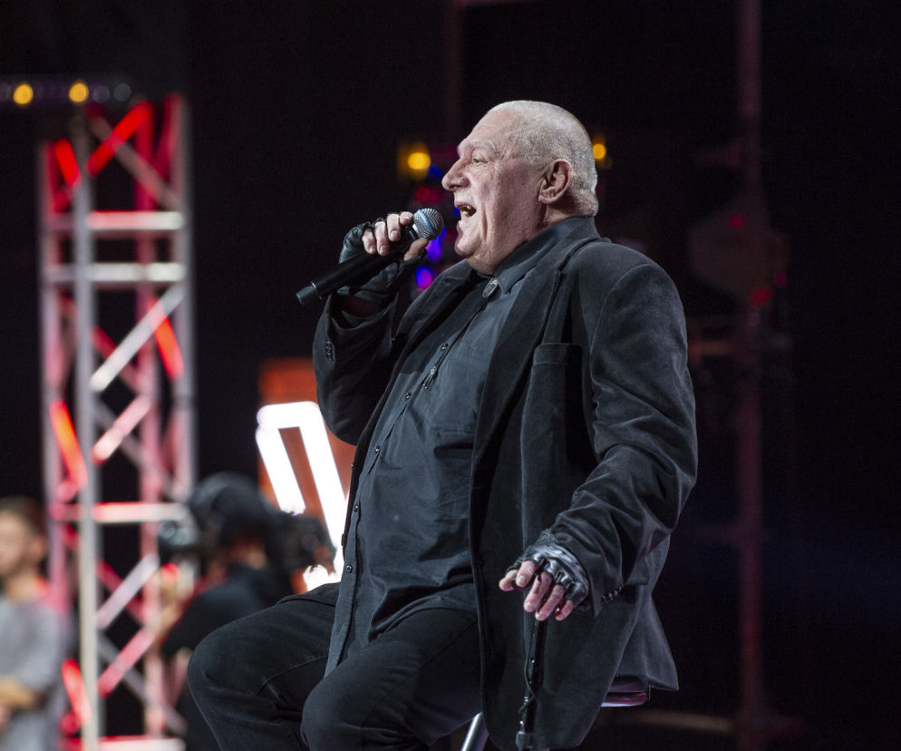 Janusz Sztyber - kim jest uczestnik The Voice Senior? Jego historia poruszyła trenerów