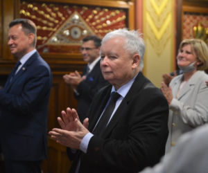 Kaczyński dał Kurskim srebrną cukiernicę
