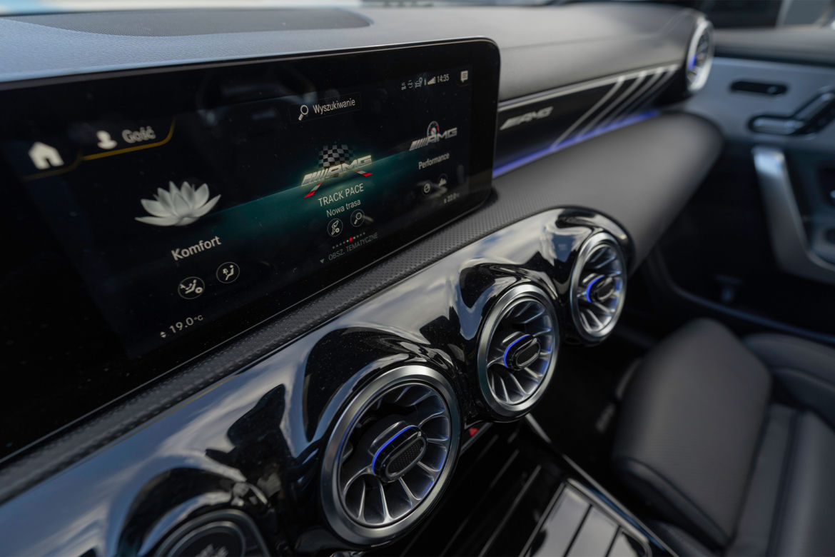 Mercedes-AMG CLA 45 S 4MATIC+ Shooting Brake