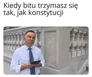 Rapujący Andrzej Duda hitem internetu. Tak prezydent walczy z ostrym cieniem mgły [MEMY]