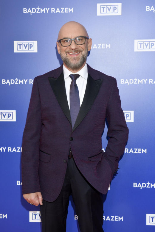 Jego głos znają wszyscy widzowie "Tańca z gwiazdami". Tak wygląda słynny lektor