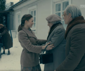 Stulecie Winnych 4, odc. 45: Andzia (Barbara Wypych), Stanisław (Jan Wieczorkowski), Ewa (Sonia Mietielica)
