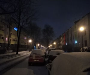 Atak zimy w Polsce. Śnieg na drogach w Zabrzu