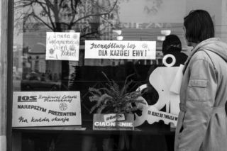 Quiz PRL. Pamiętasz kultowe hasła tamtego okresu? 