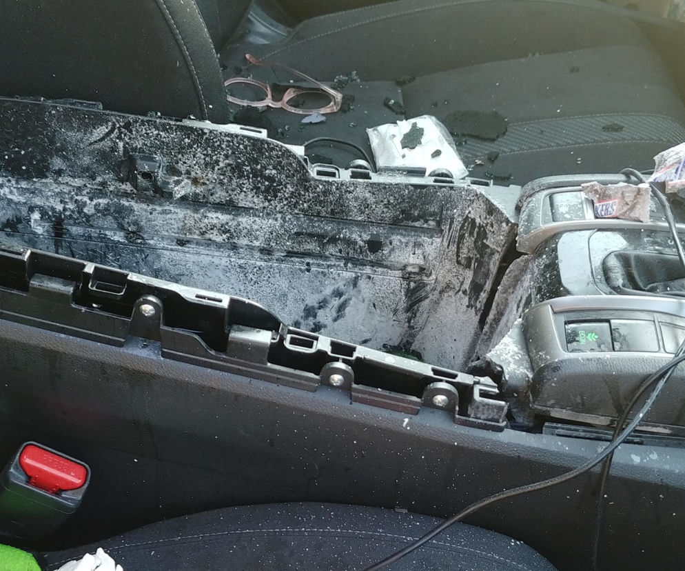 Szampon w sprayu eksplodował w upalny dzień. Zniszczył auto i o mało nie zabił dziewczyny
