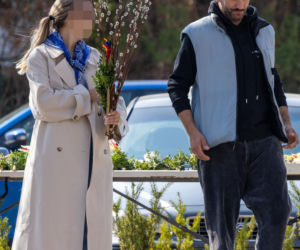 Rafał Maserak tańczący z palmami