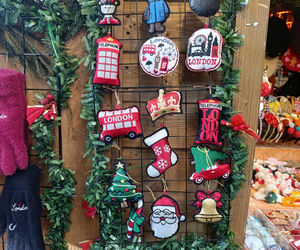 Jest rozmach! - tak polscy turyści oceniają świąteczny jarmark w Londynie. Kramy stoją też przy słynnym London Eye – z widokiem na Big Bena. Zobaczcie nasze zdjęcia!