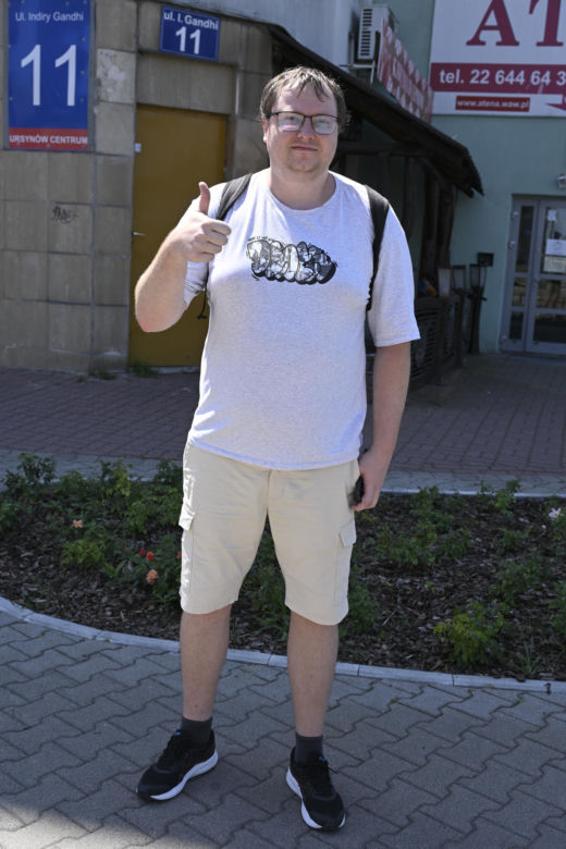 Mieszkańcy Warszawy oceniają efekty rozbetonowania stolicy. Przeżyliśmy upał na „zielonym skwerze”