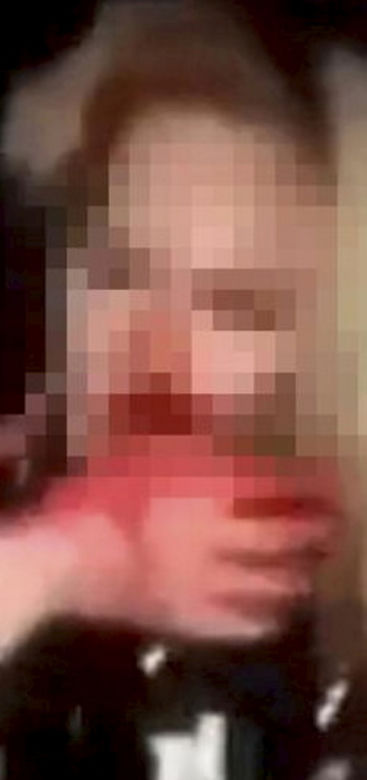 Katowały koleżankę i chwalą się tym w sieci. 13 i 14 latka z Jaworzna śmieją się z pobicia
