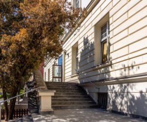 Foksal 10 w Warszawie