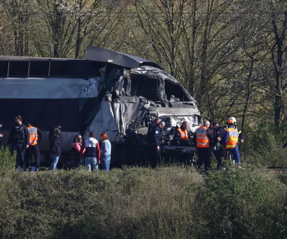 Pociąg TGV wbił się w ciężarówkę! Polak był kierowcą 