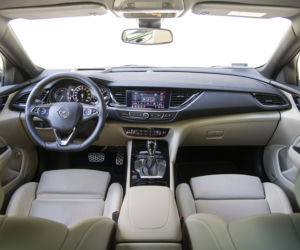 Opel Insignia Country Tourer 1.6 Turbo 200 KM A6