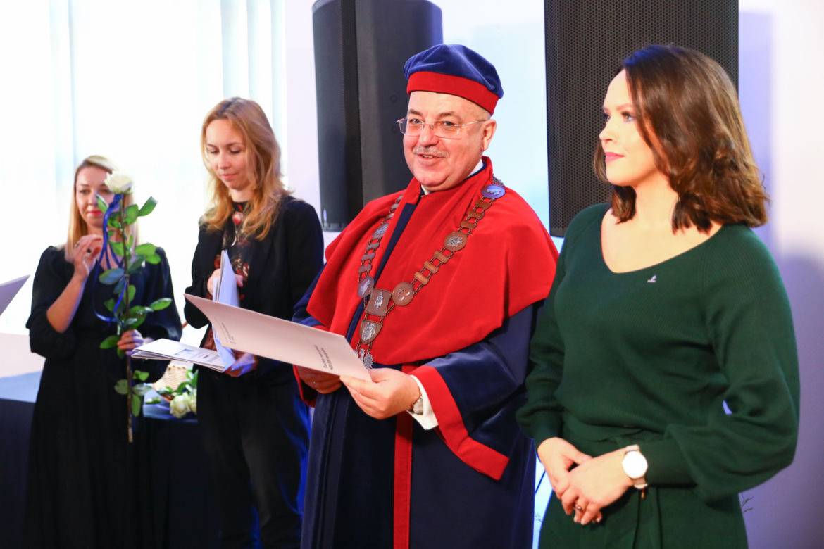 Powstała nowa szkoła wyższa w Łodzi. Zobacz, jak wyglądała inauguracja roku akademickiego