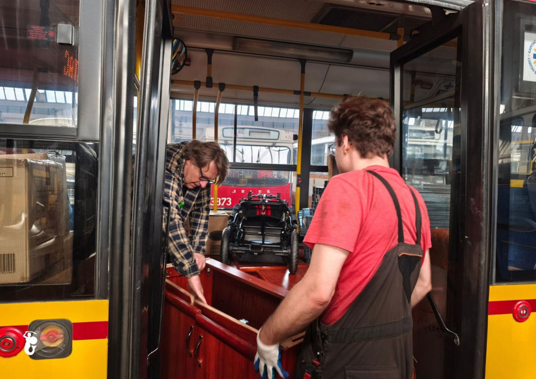 Z Warszawy na Ukrainę. Autobusy pomogą mieszkańcom