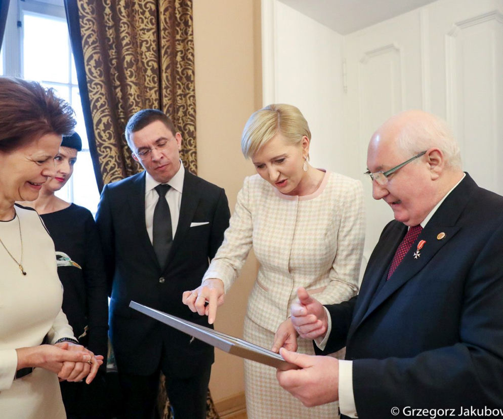 Wiadomo, kto kupił słynne zdjęcie Agaty Dudy za 200 tys. zł