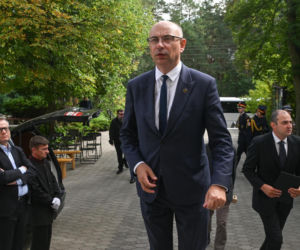 Pogrzeb Andrzeja Wielowieyskiego. Żegnało go wielu księży