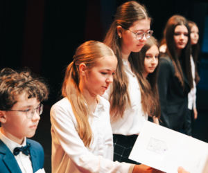 Najzdolniejsi uczniowie odebrali stypendia Prezydenta Miasta Siedlce