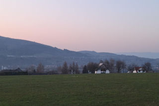 Westerplatte Południa w Beskidach. Malownicza wieś z heroiczną historią
