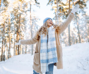 Mróz i śnieżyce? Oto 6 suplementów, które pomogą ci zachować zdrowie przez całą zimę 