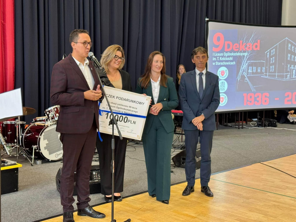 90 lat I LO w Starachowicach. Pokolenia absolwentów na jubileuszu „Jedynki”
