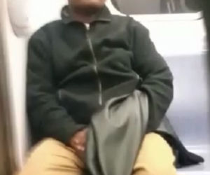Zboczeńcy przejmują metro!