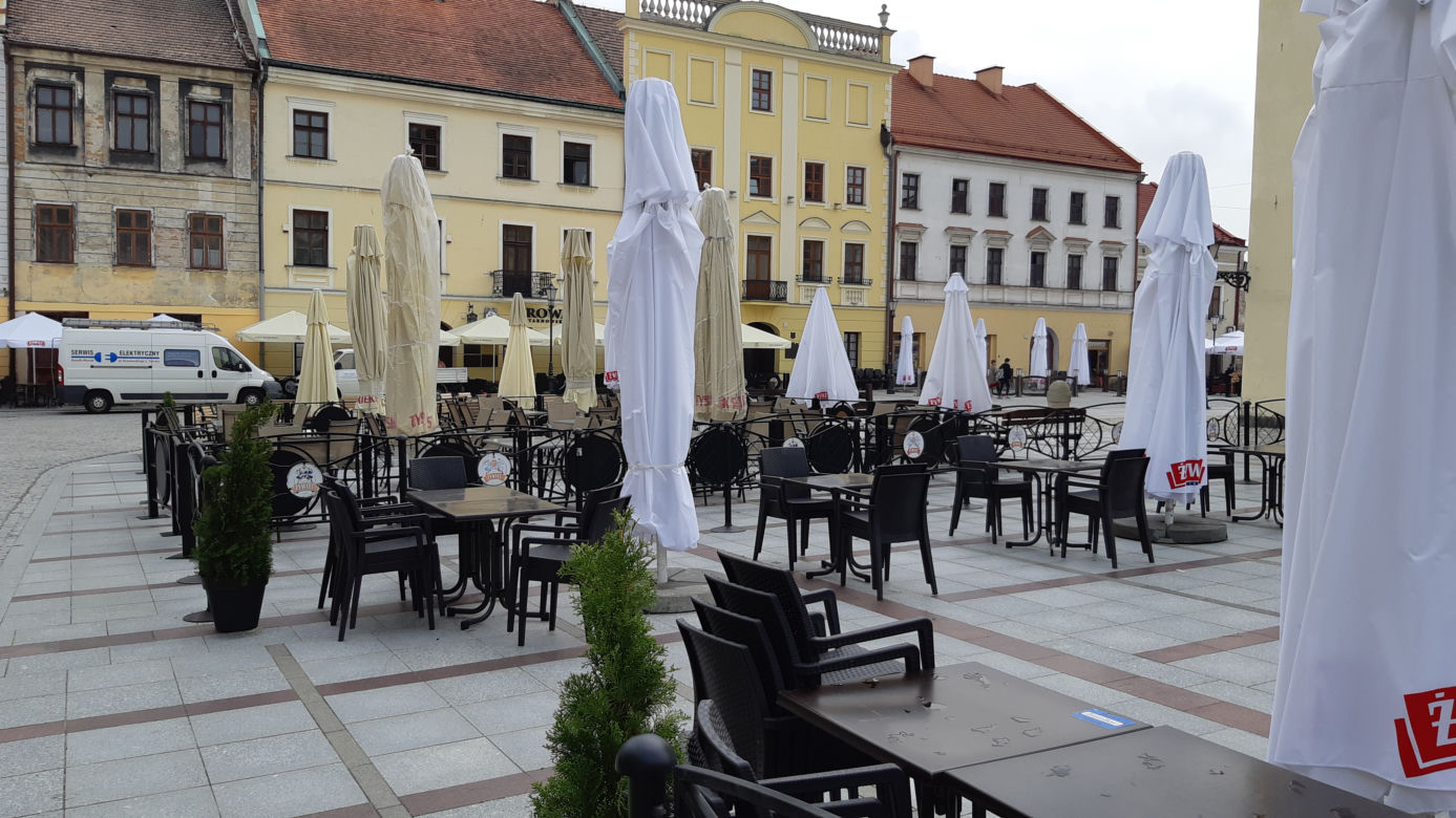 Ogródki kawiarniane na tarnowskim Rynku otwarte!
