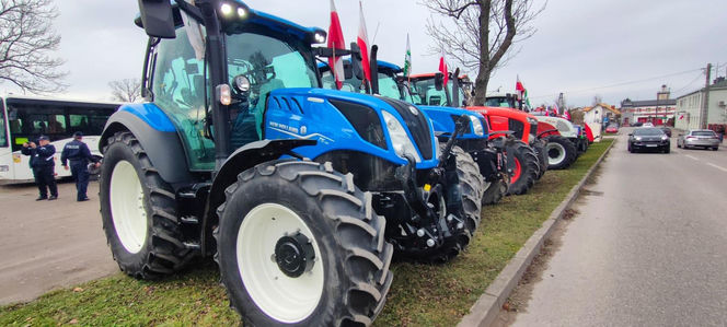 Rolnicy wyszli na ulice. Rozpoczął się protest w woj. łódzkim. „Opłacalność jest na krytycznym poziomie”