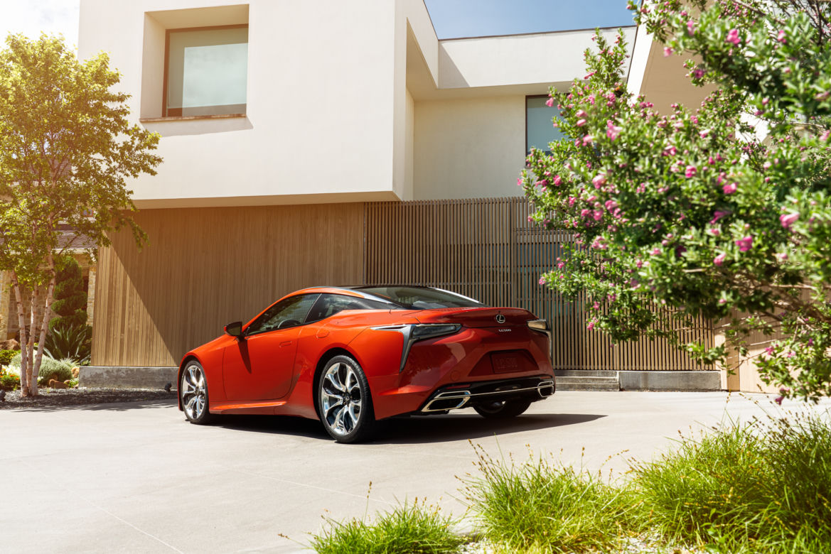 Lexus LC w kolorze Blazing Carnelian