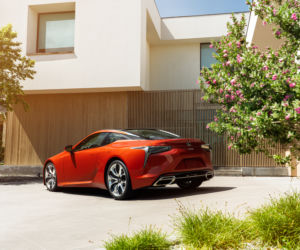 Lexus LC w kolorze Blazing Carnelian