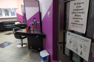 Siedlczanie solidaryzują się z właścicielami zamkniętych lokali z branży beauty [AUDIO, SONDA]
