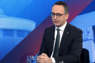 Co z Polakami, którzy utknęli na lotniskach na Bliskim Wschodzie? Jest komentarz ministra Klimczaka 