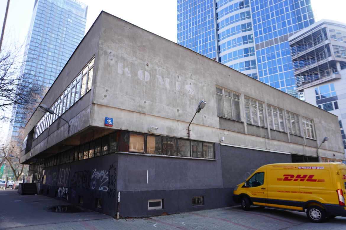 Sprzedana za blisko 30 milionów działka przy Twardej 16A