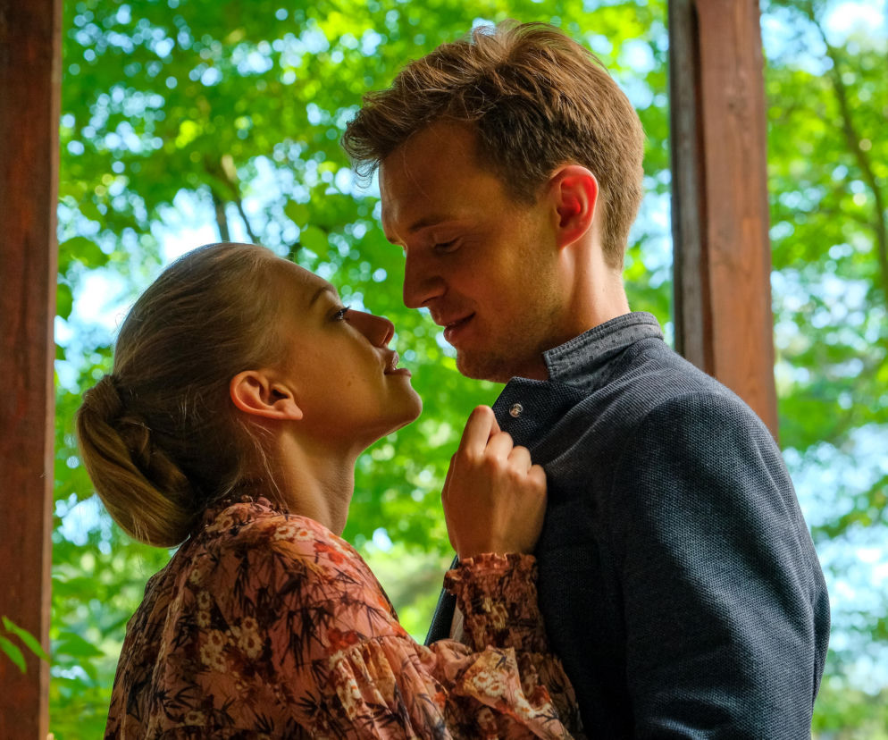 Przyjaciółki 14 sezon, odcinek 167: Julka (Nicole Bogdanowicz), Antek (Maciej Zuchowicz)
