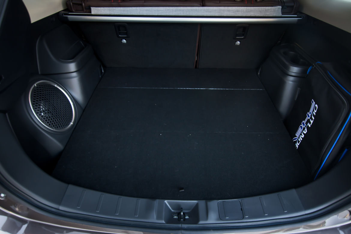 Mitsubishi Outlander PHEV Instyle NAVI+