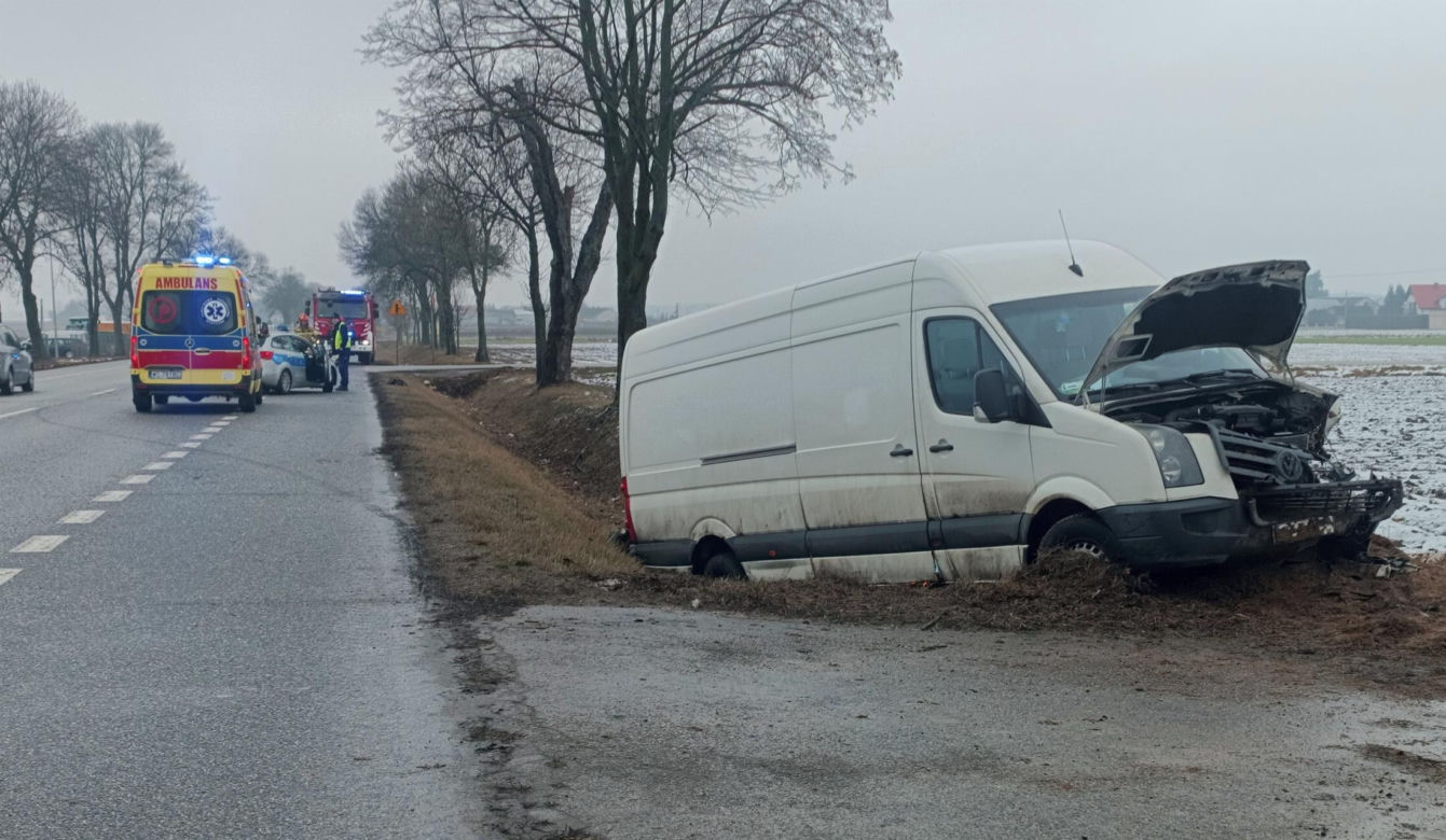 Kraksa pod Siedlcami! Zajechała drogę, bo się zagadała