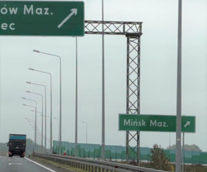 Zjazd z A2 w kierunku Mińska Mazowieckiego lepiej oznakowany