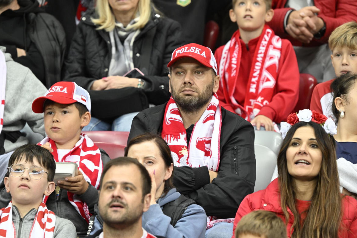Kibice na meczu Polska - Rumunia. Znajdź się na zdjęciach z Narodowego!