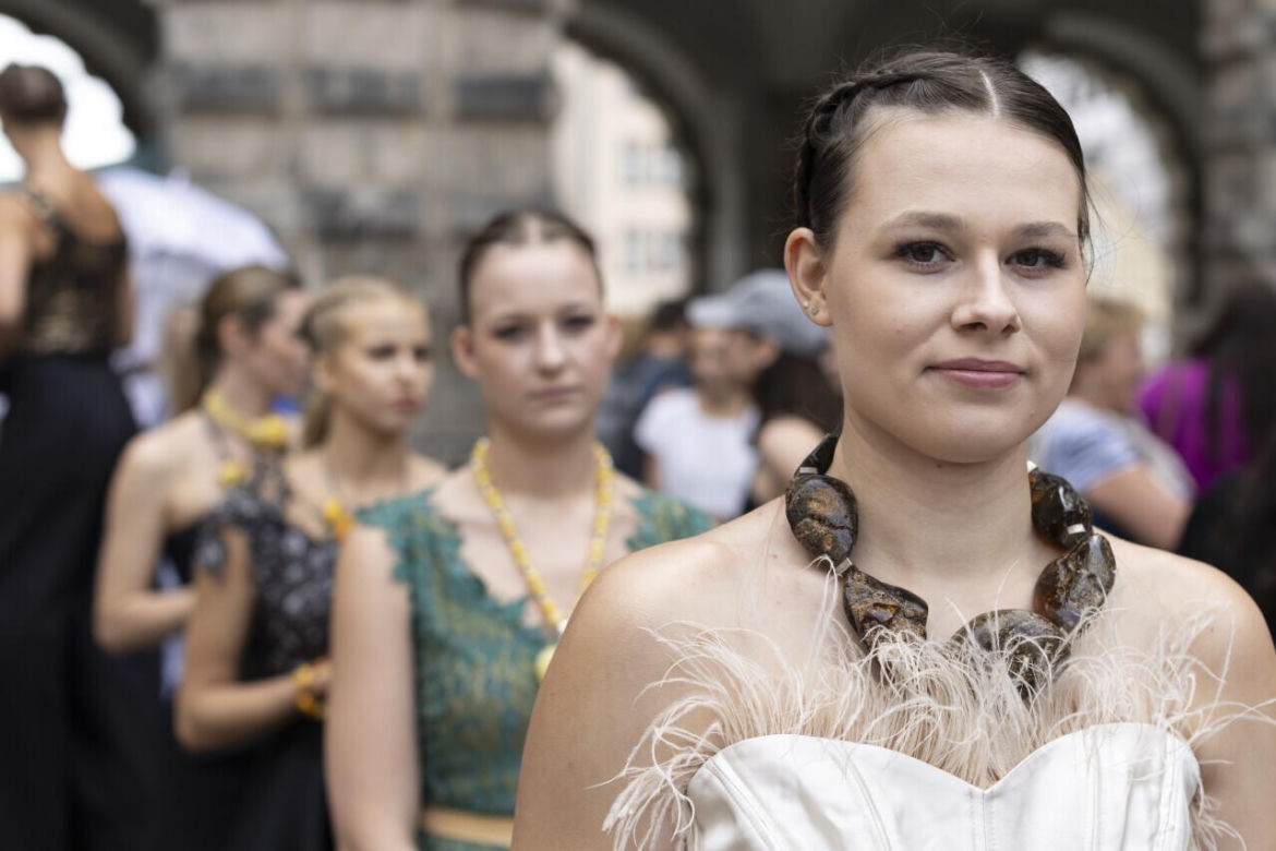 Bursztynowa Parada olśniła Gdańsk po dekadzie nieobecności!