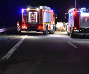 Tragiczny wypadek na S19. Dwie osoby nie żyją. Kierowca Mazdy zatrzymany