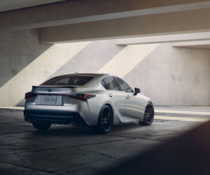 2021 Lexus IS