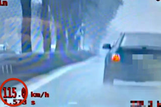 Sześć zakazów, mefedron i dachowanie w rowie. To nie opis filmu, to pościg za audi!