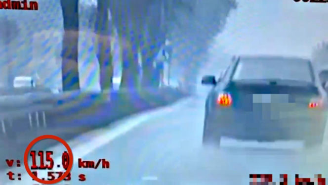 Sześć zakazów, mefedron i dachowanie w rowie. To nie opis filmu, to pościg za audi!