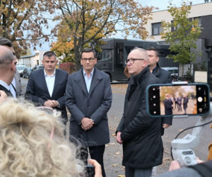 Łukasz Borowiak i Mateusz Morawiecki w Lesznie