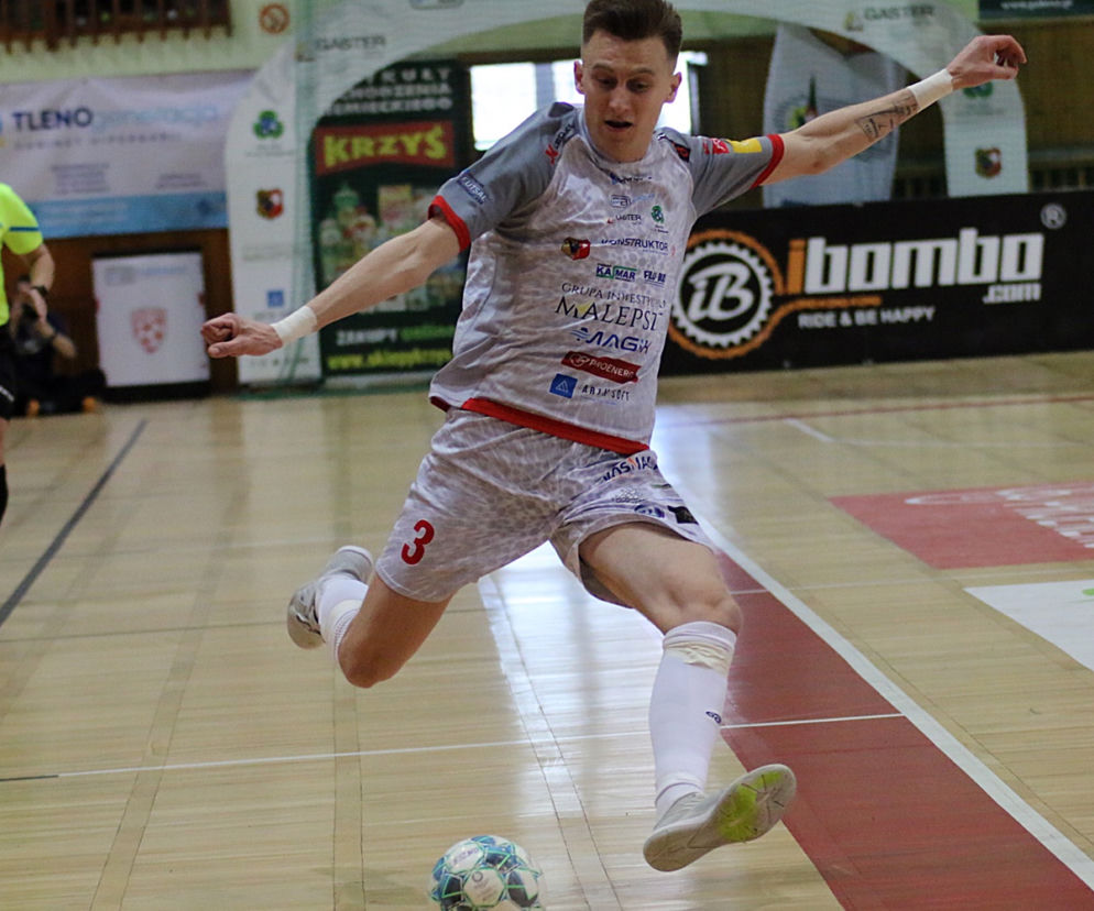  Futsalowa drużyna z Leszna sprawiła kibicom miłą niespodziankę