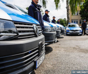 Świętokrzyska policja odebrała nowe radiowozy