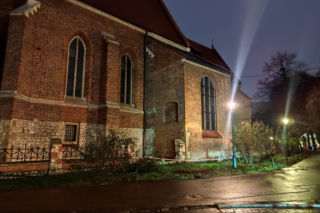 Kraków: Pijany kierowca rozbił zabytkowy kościół w Wigilię. Miał 1,7 promila!