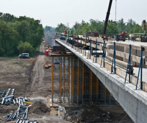 27 kwietnia most Siechnice - Łany połączył oba brzegi Odry