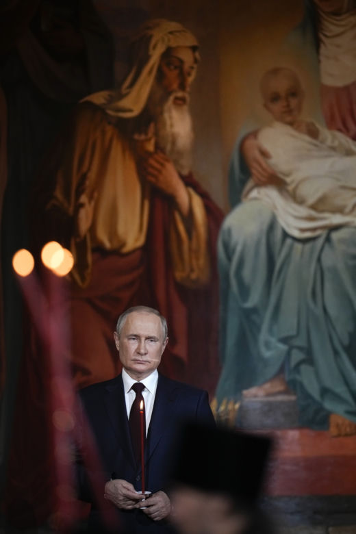 Putin celebruje Wielkanoc. Poszedł na mszę