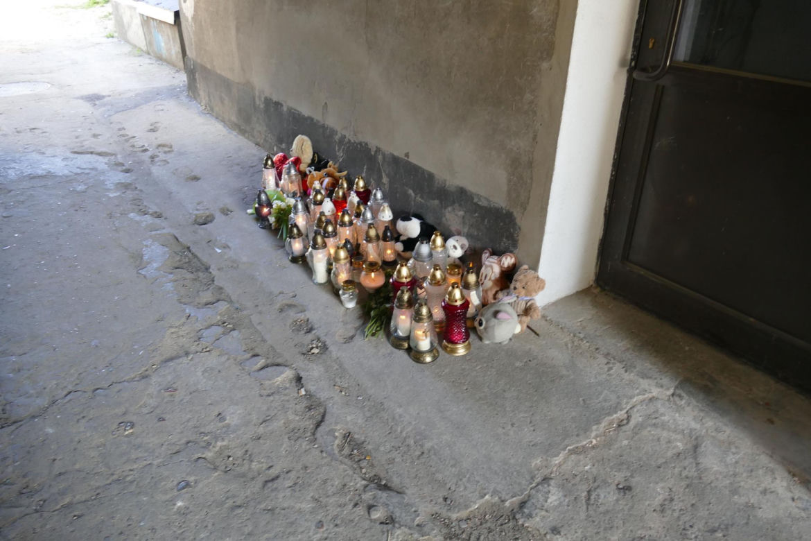 Skatowany i przypalany 6-letni Maksio umierał w męczarniach. „Zamiast domu urządzono mu salę tortur”
